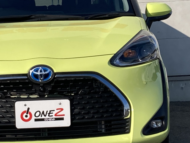 トヨタ シエンタ ハイブリッド 1.5 G クエロの中古車