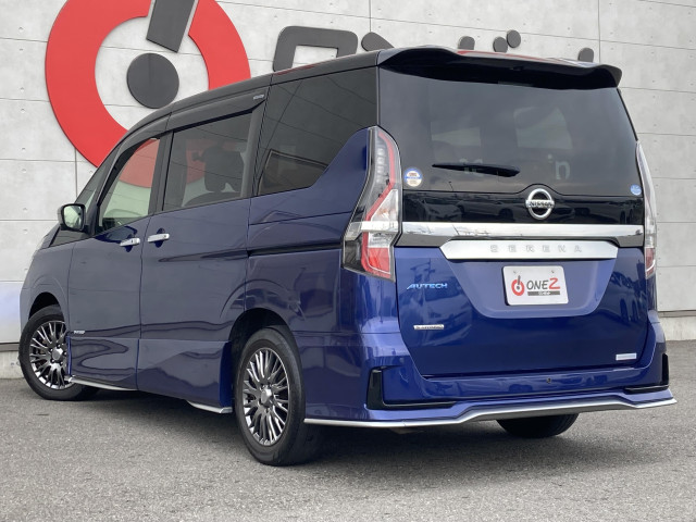 日産 セレナ 2.0 AUTECH セーフティパッケージの中古車