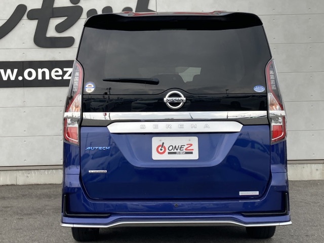 日産 セレナ 2.0 AUTECH セーフティパッケージの中古車