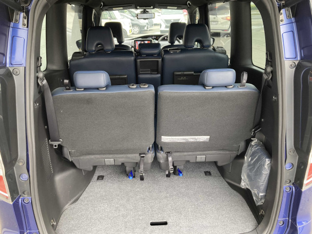 日産 セレナ 2.0 AUTECH セーフティパッケージの中古車
