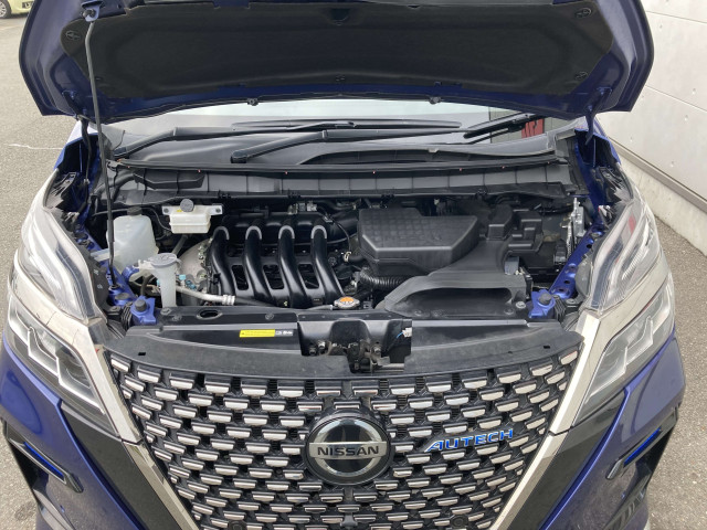 日産 セレナ 2.0 AUTECH セーフティパッケージの中古車