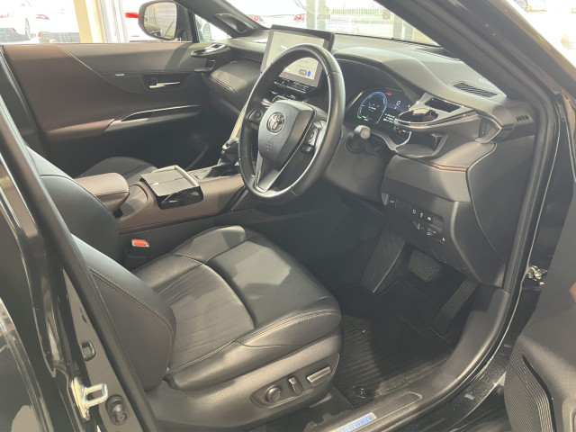 トヨタ ハリアー 2.5 ハイブリッド Z レザーパッケージの中古車
