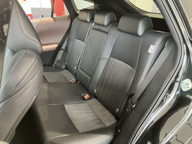 トヨタ ハリアー 2.5 ハイブリッド Z レザーパッケージの中古車