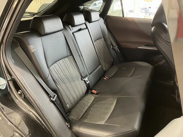 トヨタ ハリアー 2.5 ハイブリッド Z レザーパッケージの中古車