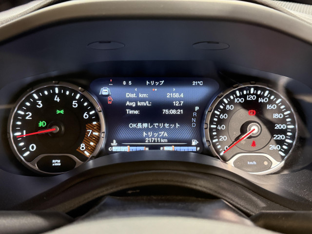 ジープ レネゲード リミテッドの中古車