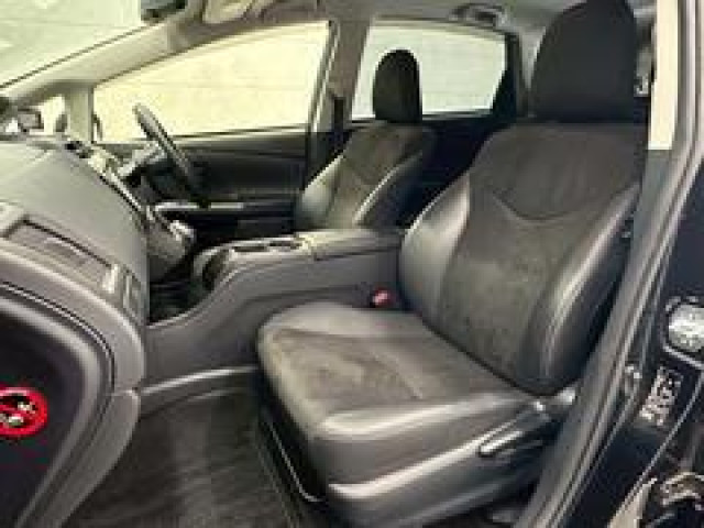 トヨタ プリウスα S ツーリングセレクションの中古車