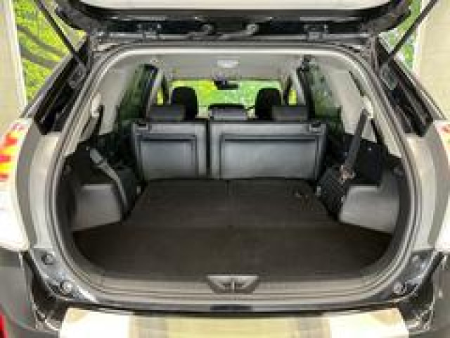 トヨタ プリウスα S ツーリングセレクションの中古車