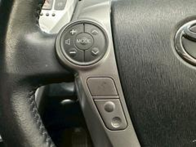 トヨタ プリウスα S ツーリングセレクションの中古車