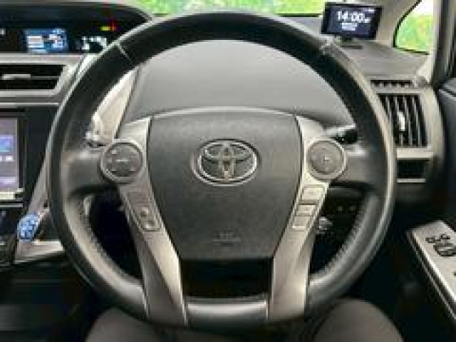 トヨタ プリウスα S ツーリングセレクションの中古車