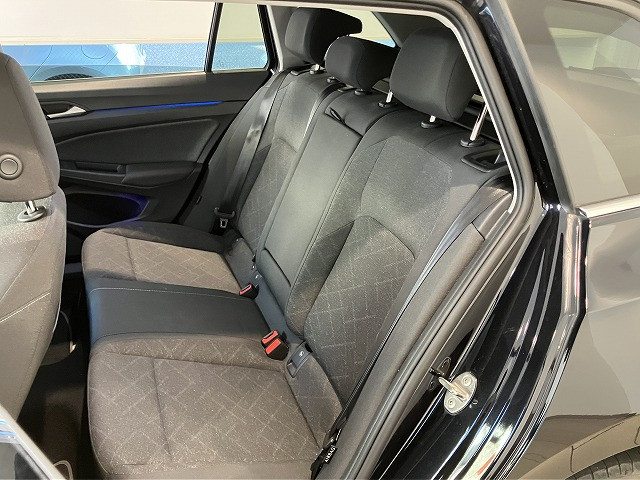 フォルクスワーゲン ゴルフヴァリアント eTSI アクティブの中古車