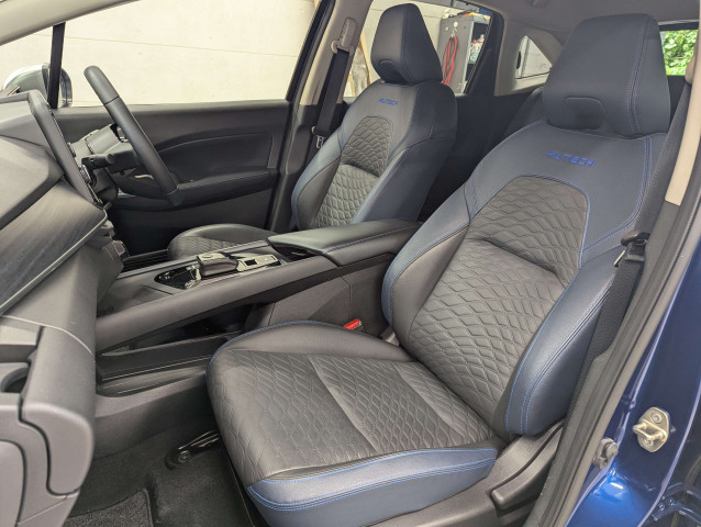 日産 ノート 1.2 AUTECHの中古車