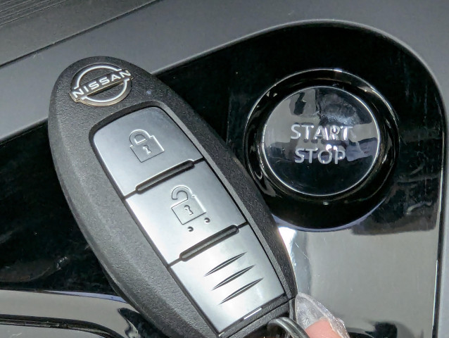 日産 ノート 1.2 AUTECHの中古車