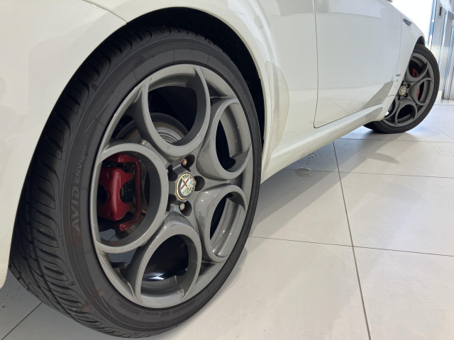 アルファロメオ Brera 2.2 JTS セレスピードの中古車