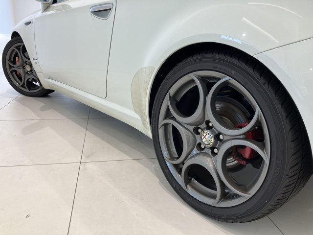 アルファロメオ Brera 2.2 JTS セレスピードの中古車