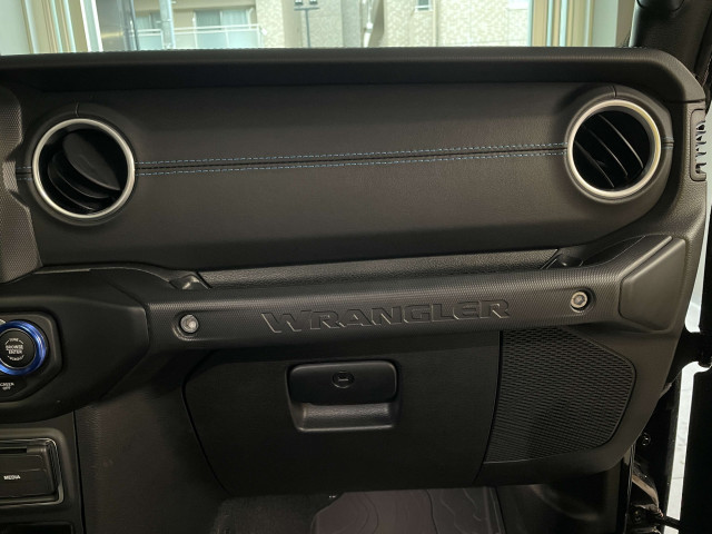 ジープ ラングラー アンリミテッド ルビコン 4xe 4WDの中古車
