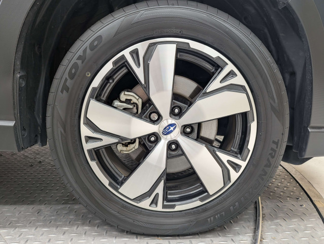 スバル フォレスター 2.0 アドバンス 4WDの中古車
