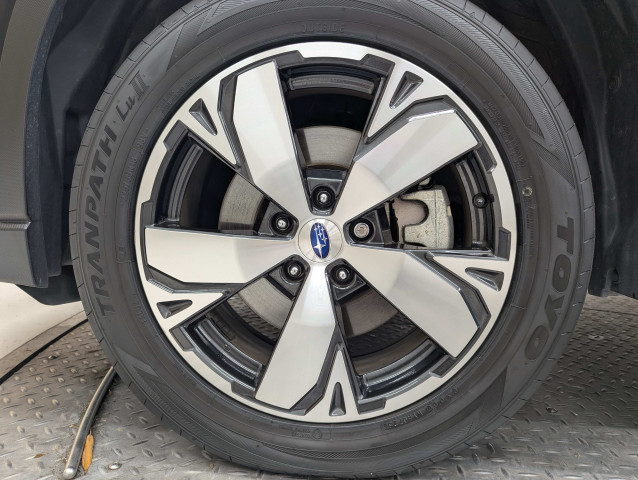 スバル フォレスター 2.0 アドバンス 4WDの中古車