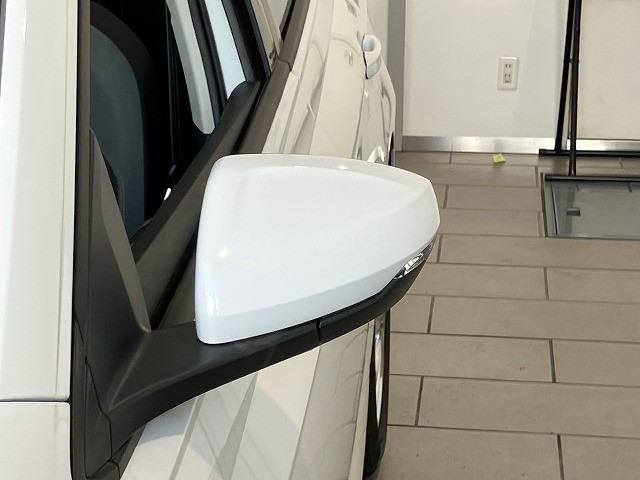 フォルクスワーゲン ポロ TSI アクティブの中古車