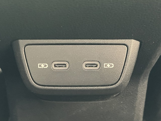 フォルクスワーゲン ポロ TSI アクティブの中古車