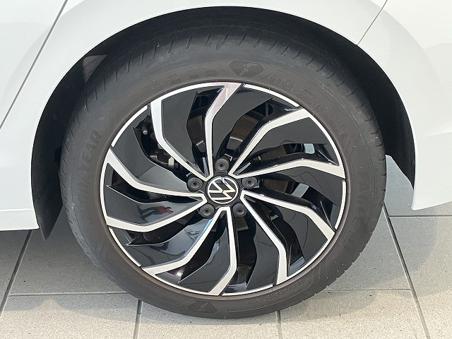 フォルクスワーゲン ゴルフ TDI アクティブ アドバンス プラチナム エディション ディーゼルターボの中古車