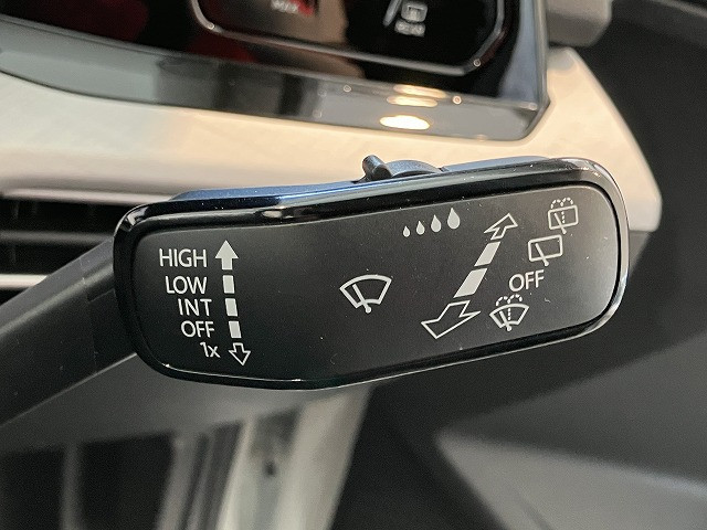 フォルクスワーゲン ゴルフ TDI アクティブ アドバンス プラチナム エディション ディーゼルターボの中古車