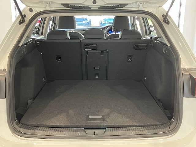 フォルクスワーゲン ゴルフヴァリアント TDI アクティブ アドバンス プラチナム エディション ディーゼルターボの中古車
