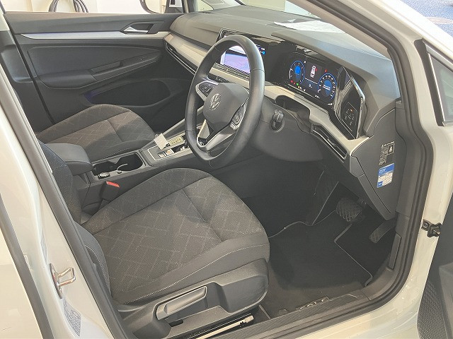 フォルクスワーゲン ゴルフヴァリアント TDI アクティブ アドバンス プラチナム エディション ディーゼルターボの中古車