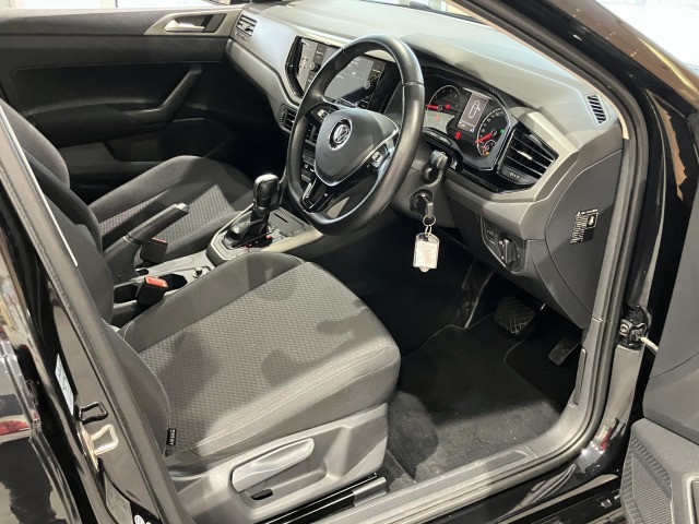 フォルクスワーゲン ポロ TSI コンフォートラインの中古車