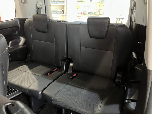 トヨタ エスクァイア 1.8 ハイブリッド Giの中古車