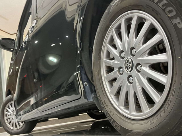 トヨタ エスクァイア 1.8 ハイブリッド Giの中古車