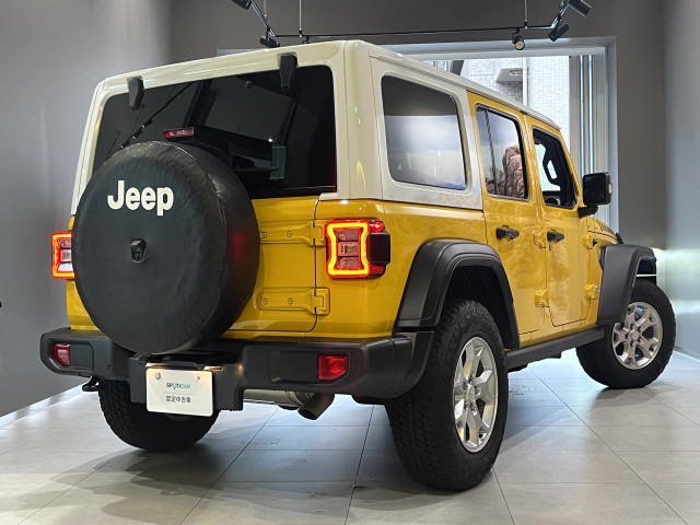 ジープ ラングラー アンリミテッド アイランダー 4WDの中古車