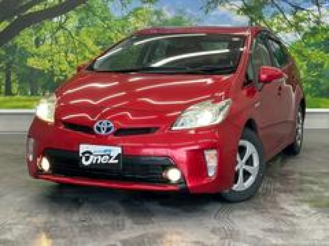 トヨタ プリウス Sの中古車