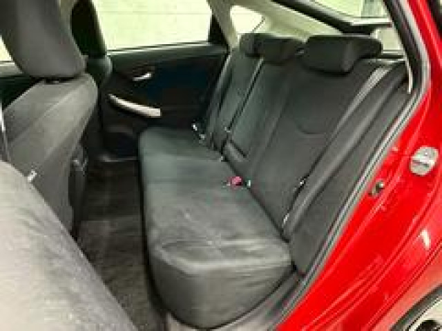トヨタ プリウス Sの中古車