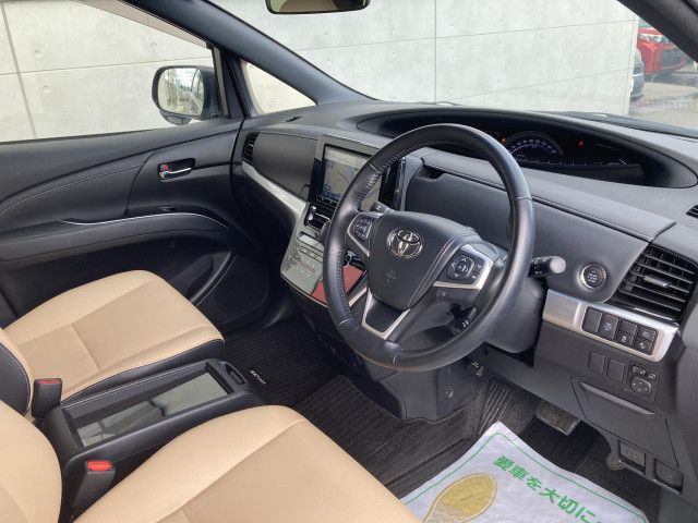 トヨタ エスティマ 2.4 アエラス スマートの中古車