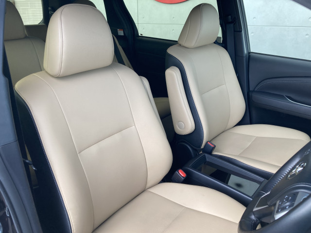 トヨタ エスティマ 2.4 アエラス スマートの中古車