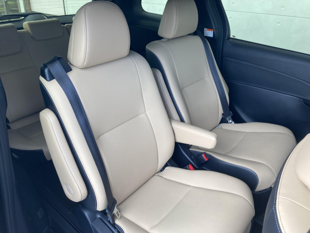 トヨタ エスティマ 2.4 アエラス スマートの中古車