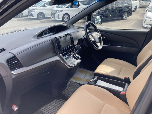 トヨタ エスティマ 2.4 アエラス スマートの中古車