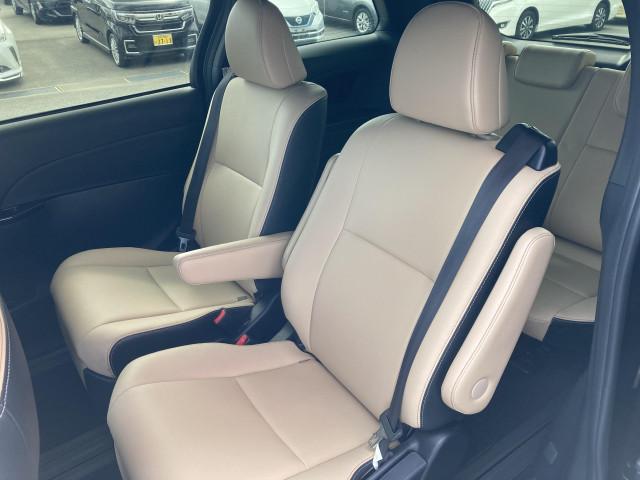 トヨタ エスティマ 2.4 アエラス スマートの中古車