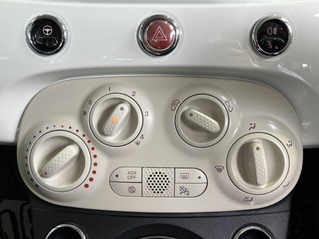 フィアット 500 スーパーポップ チョコムー エディションの中古車