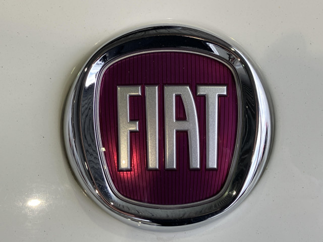 フィアット 500 スーパーポップ チョコムー エディションの中古車