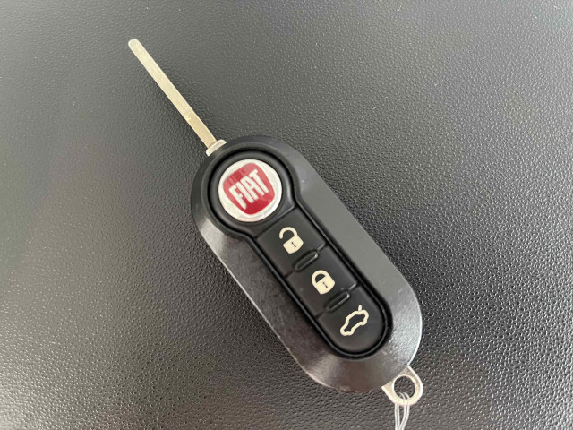 フィアット 500 スーパーポップ チョコムー エディションの中古車