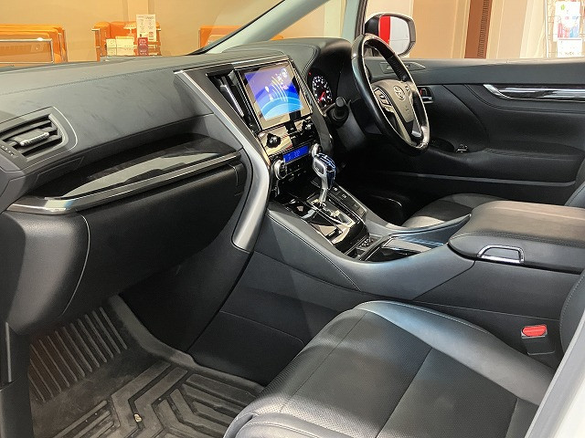 トヨタ アルファード 2.5 S Cパッケージの中古車