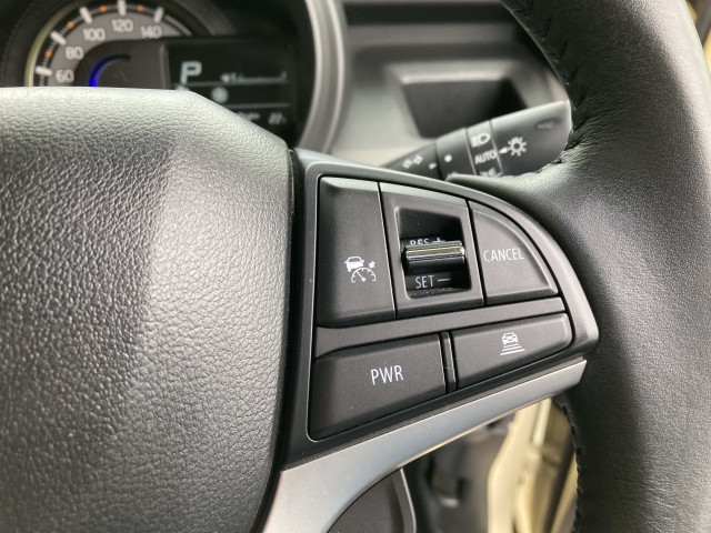 スズキ スペーシアギア 660 ギア ハイブリッド XZの中古車