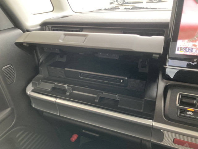 スズキ スペーシアギア 660 ギア ハイブリッド XZの中古車