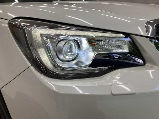 スバル フォレスター 2.0 エックスブレイク カラーアクセント仕様 4WDの中古車
