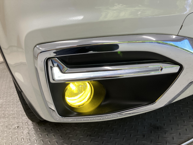 スバル フォレスター 2.0 エックスブレイク カラーアクセント仕様 4WDの中古車