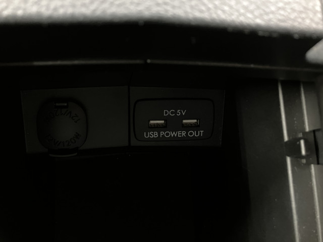 スバル フォレスター 2.0 エックスブレイク カラーアクセント仕様 4WDの中古車