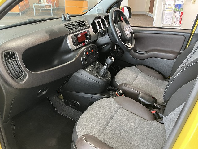 フィアット パンダ クロス 4×4 4WDの中古車