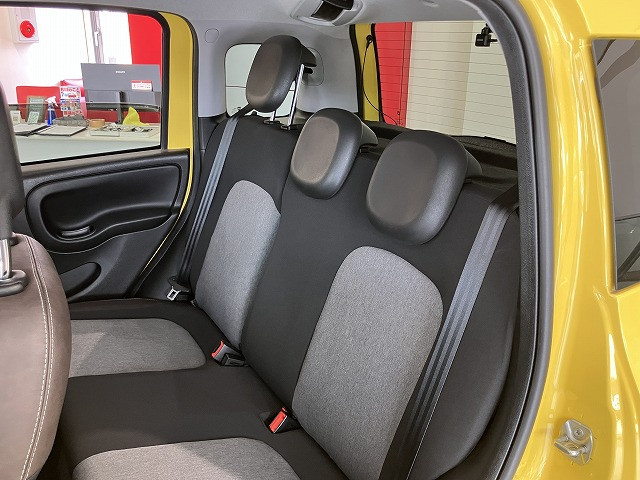 フィアット パンダ クロス 4×4 4WDの中古車