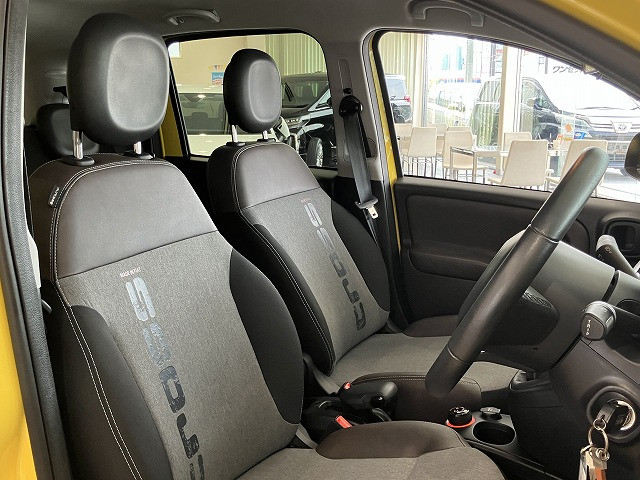 フィアット パンダ クロス 4×4 4WDの中古車